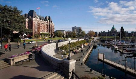Victoria’s Empress named number 1 hotel in Canada