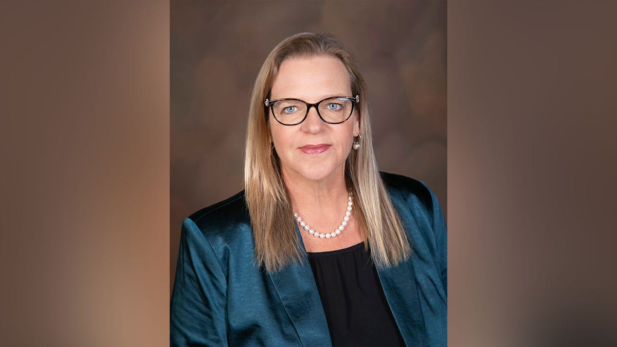 Headshot of Arapahoe County District Attorney Amy Padden