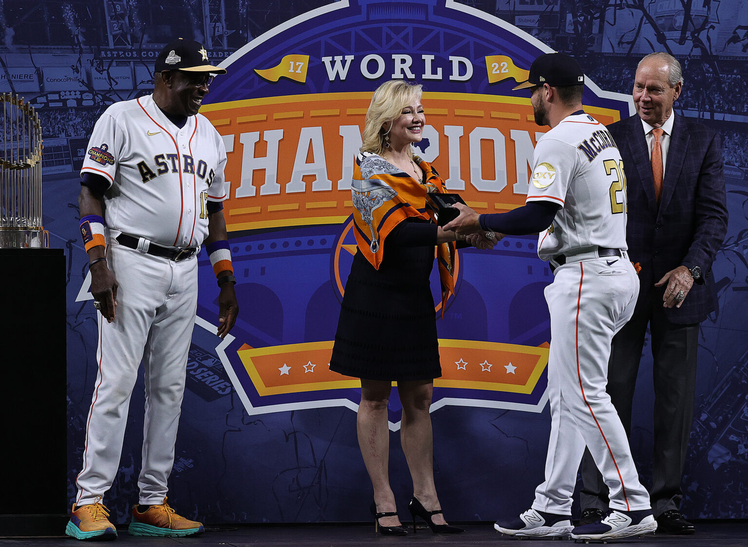 Astros Insider Predicts 2022 World Series Hero Playing Last Games in Houston