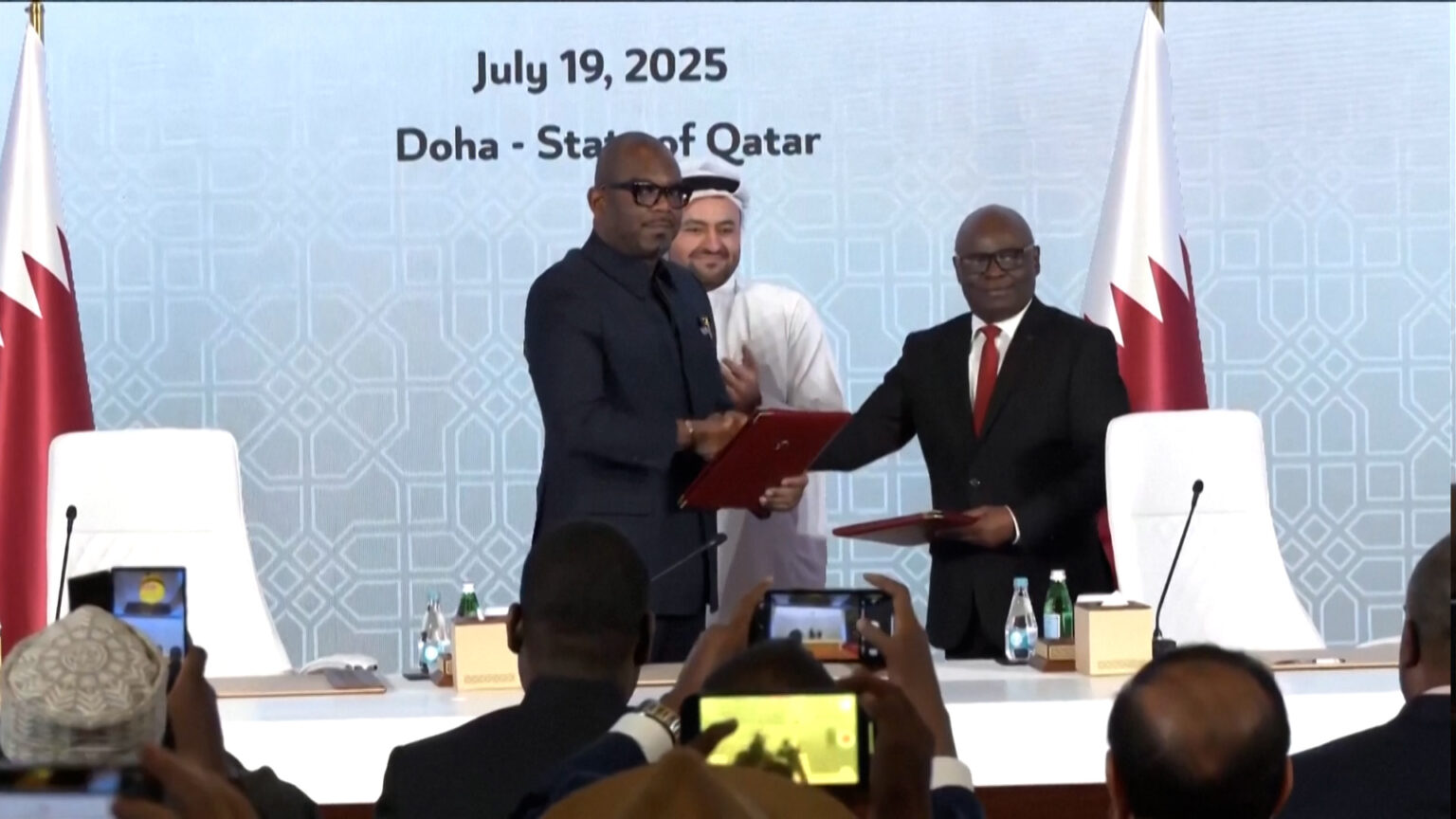 Video: The DRC and M23 rebel group sign deal in Qatar to end fighting