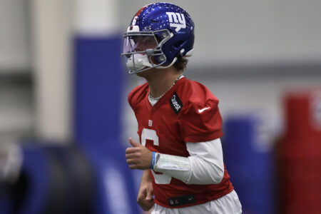 NY Giants Standout Gushes Over Rookie QB Jaxson Dart