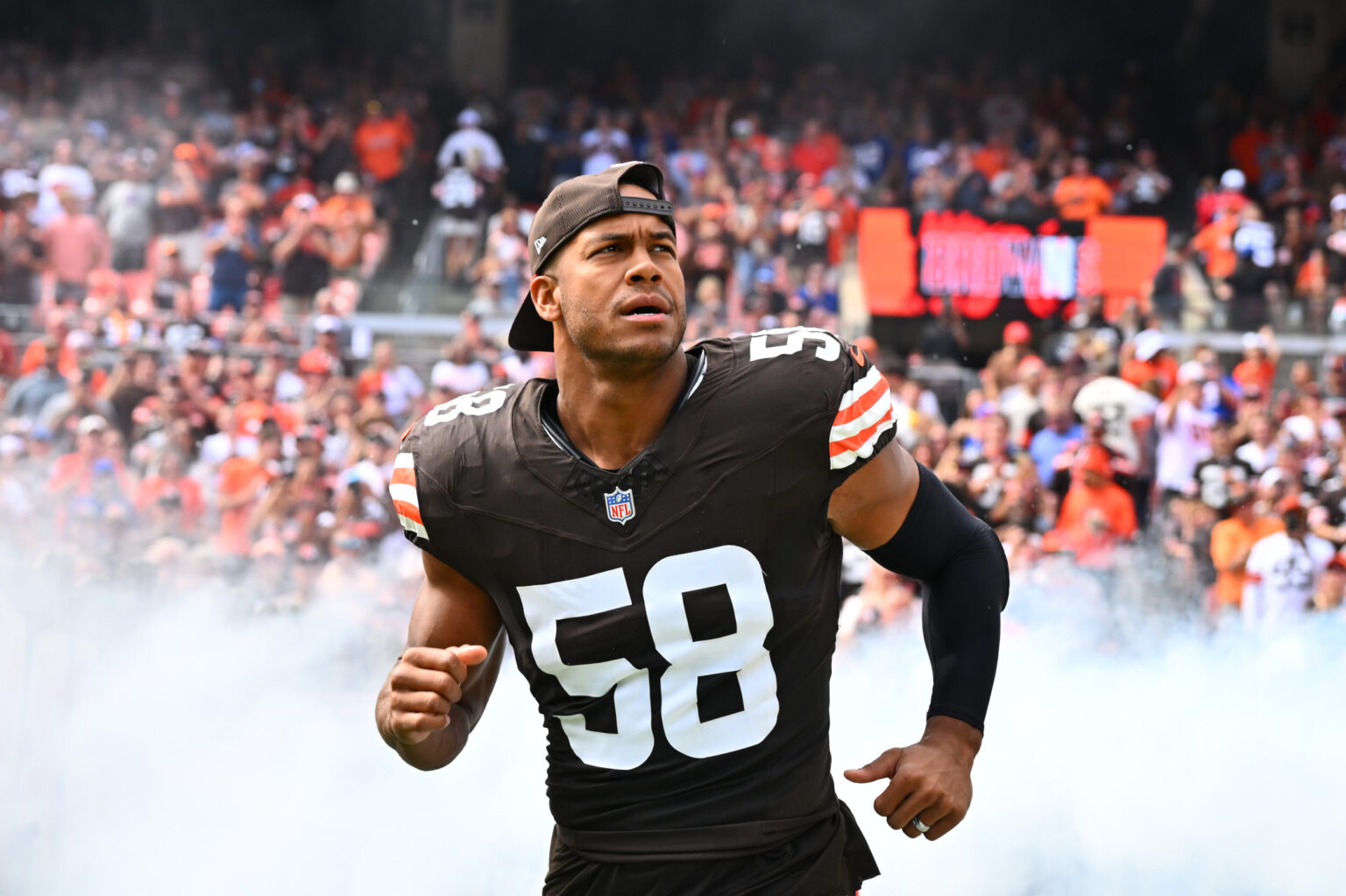 Browns Defender Shockingly Decides to Retire During Training Camp