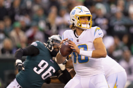 Ex-NFL Champ Rips Justin Herbert in Defense of Eagles’ Jalen Hurts
