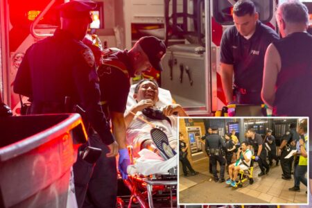 Man pushed onto train tracks at Midtown subway station: NYPD