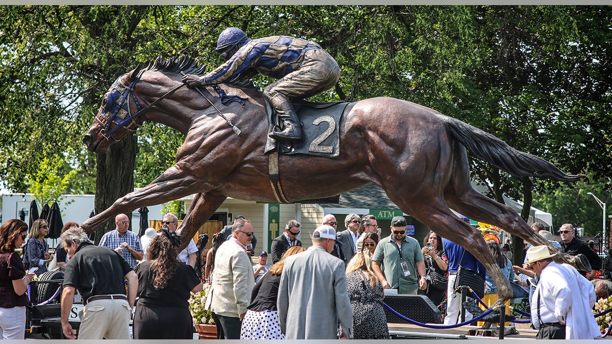Horse statue at Belmont Park