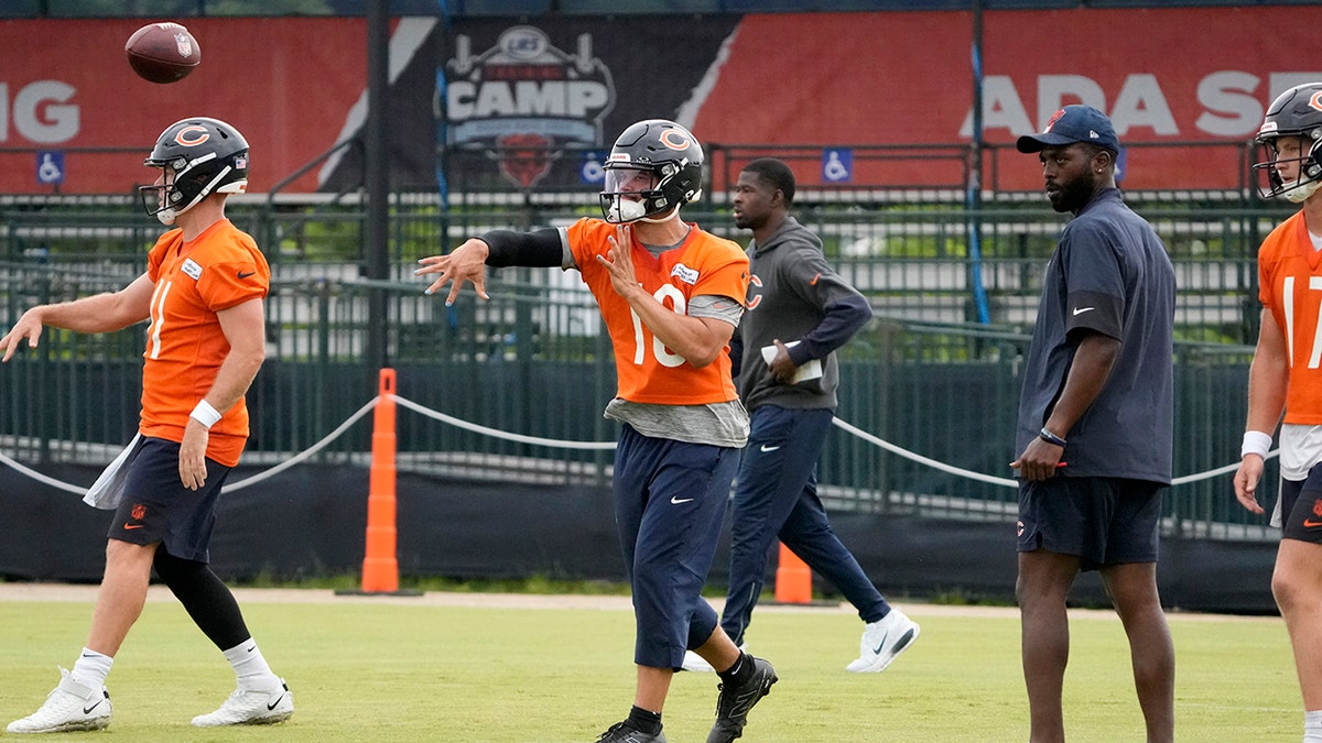 Caleb Williams in action