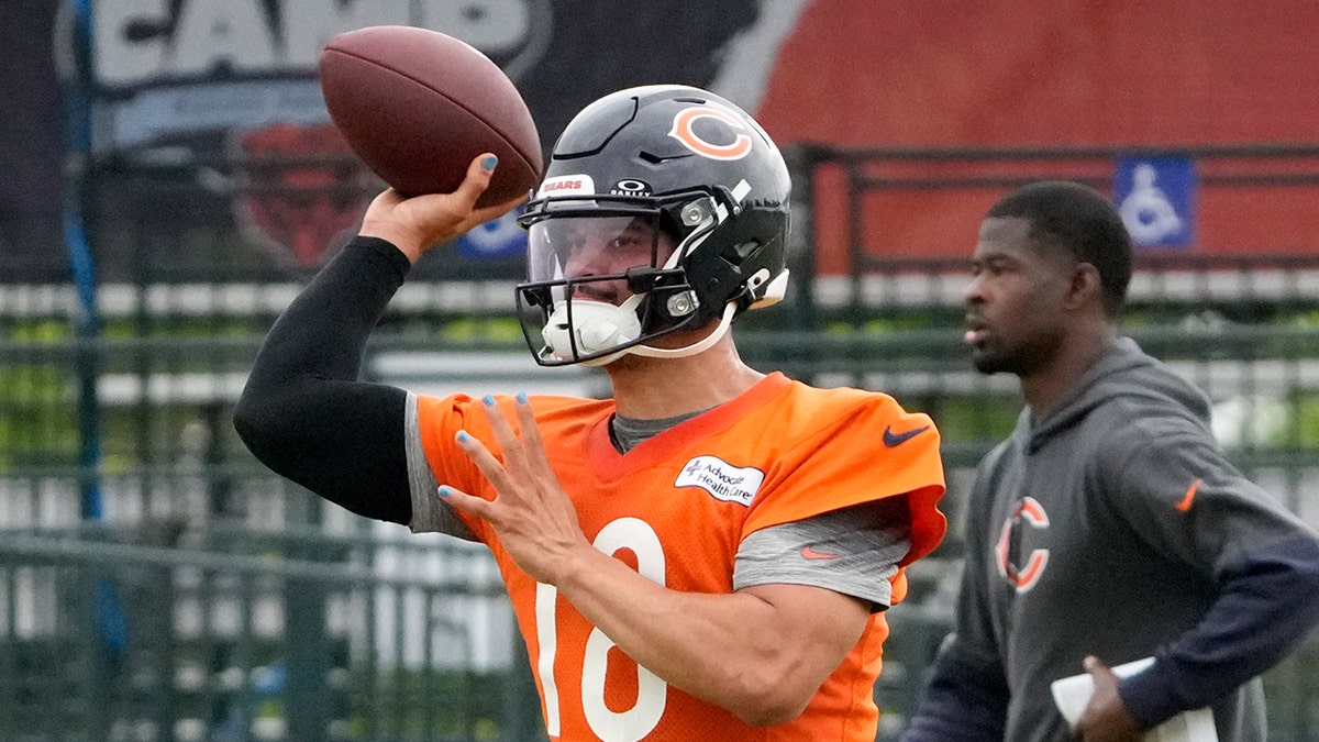 Caleb Williams in action