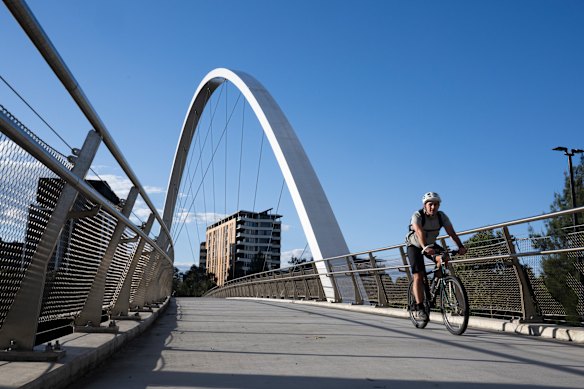 The Alfred Street Bridge, opened in 2024, is a new shared route over the Parramatta River, just east of the CBD.