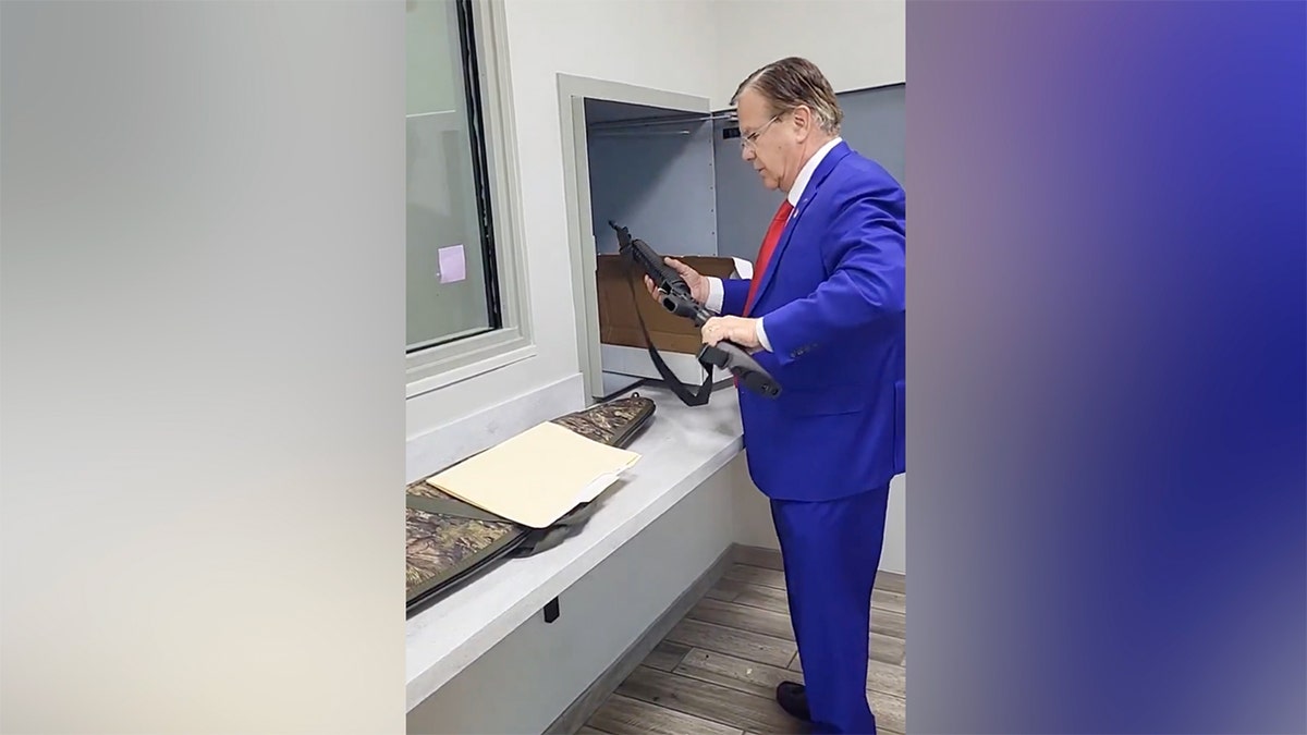 Mark McCloskey and gun