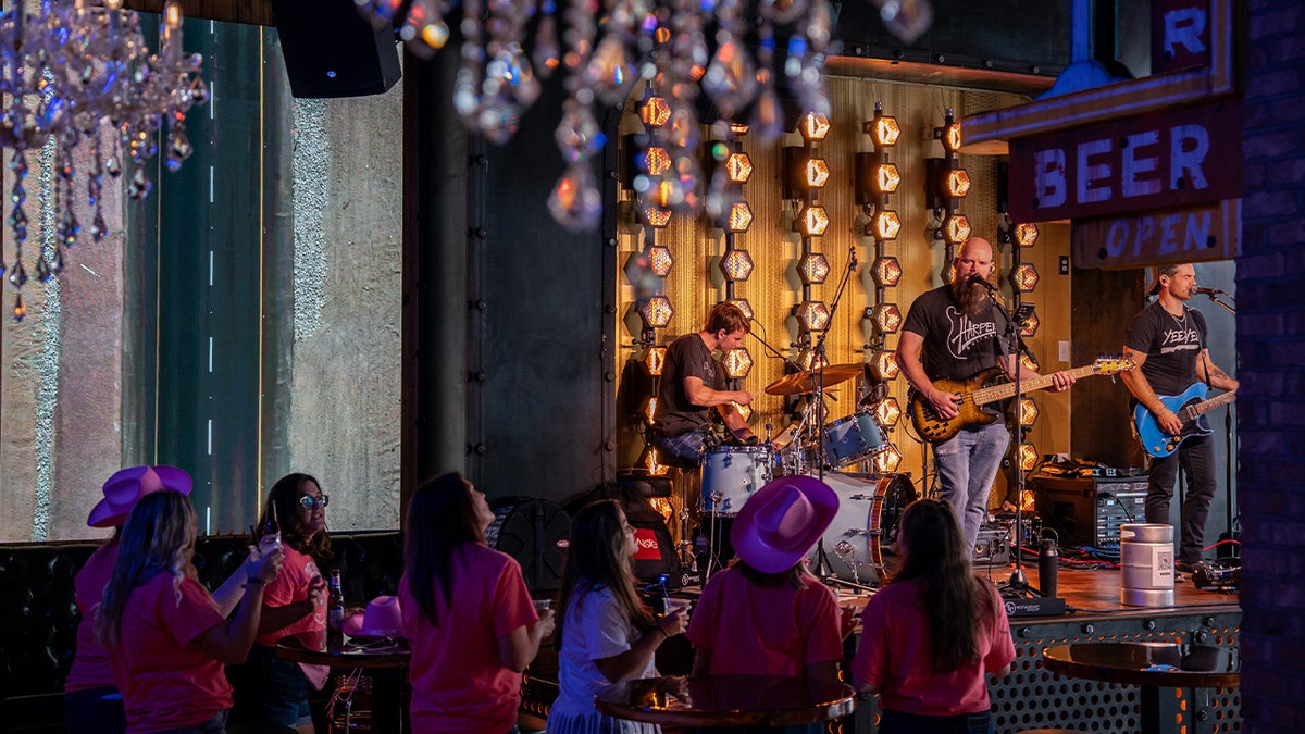 Guests listening to a country music in Nashville, Tenn.