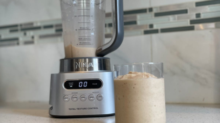 You Won’t Find a Better Smoothie Blender Than the $120 Twisti (Trust Me, I’ve Looked)