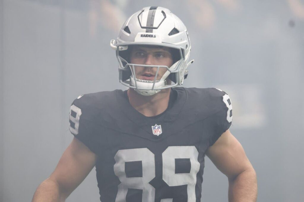 Raiders Get Unfortunate News on Brock Bowers Ahead of Colts Game