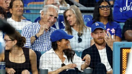 MLB broadcaster incredulous Dodgers legend Sandy Koufax sat behind Prince Harry, Meghan Markle at World Series