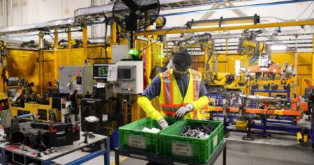 Economy shrank slightly in August with GDP falling 0.3%, StatCan says