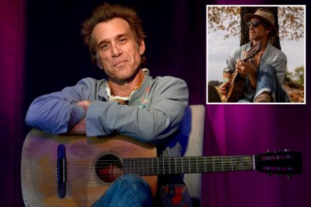 Country singer Todd Snider allegedly assaulted, cancels tour — and gets arrested in bizarre twist