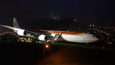 Venezuela withdraws permits from 6 airlines for cancelling flights