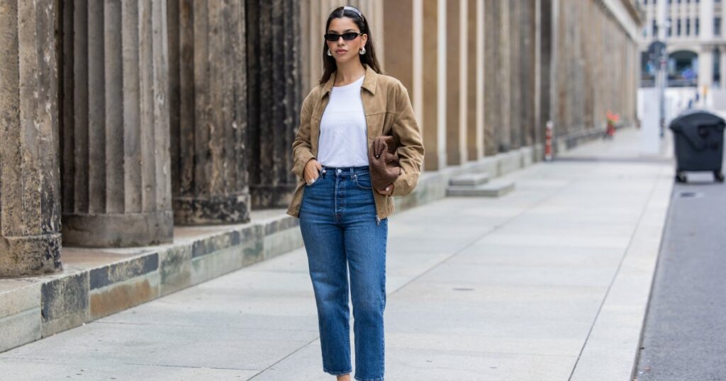 I’ll Know You Have Impeccable Style If You Wear Jeans Like This in 2025 (And Beyond)