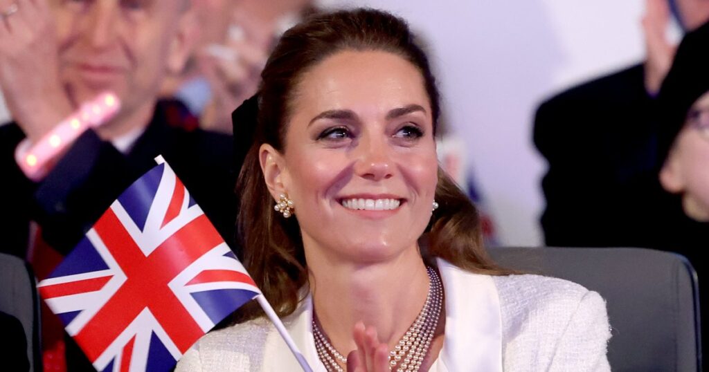 Kate Middleton Has Worn This Timeless $1,650 Tote for 10 Years — Score the $23 Version