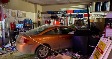 Saskatoon police investigating after car crashes into Zak’s Home Hardware store