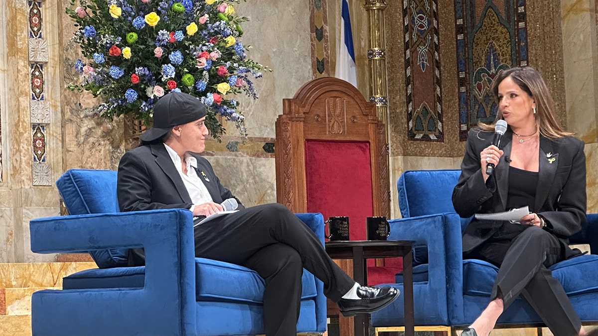 Emily Damari and Noa Tishbi