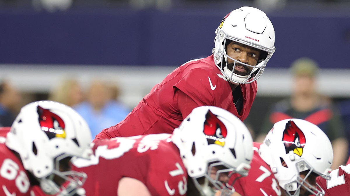 Jacoby Brissett looks to snap ball