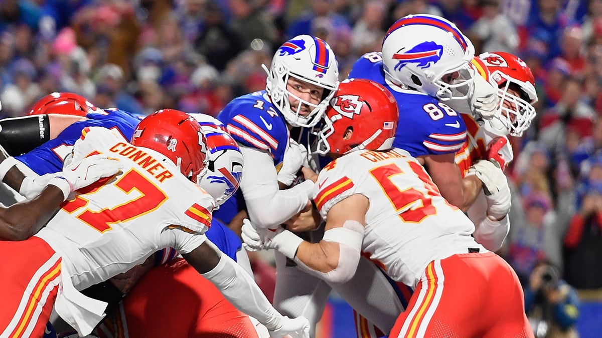 Josh Allen breaks through the Chiefs