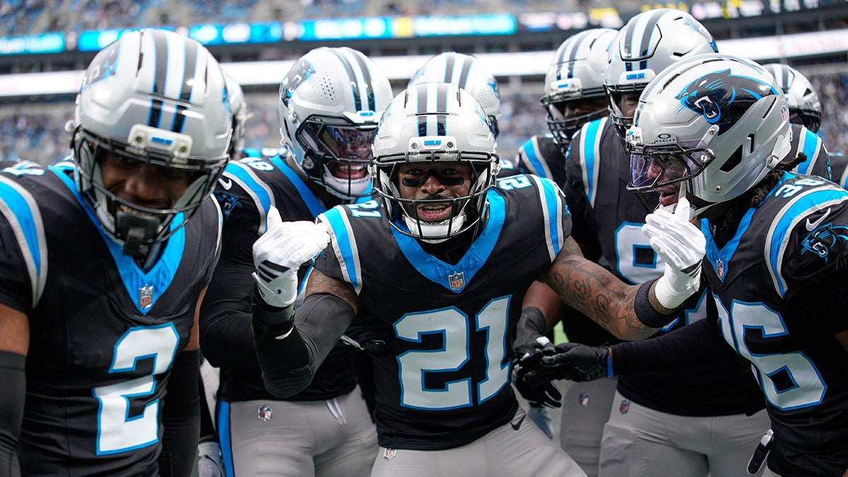 Nick Scott celebrates a turnover