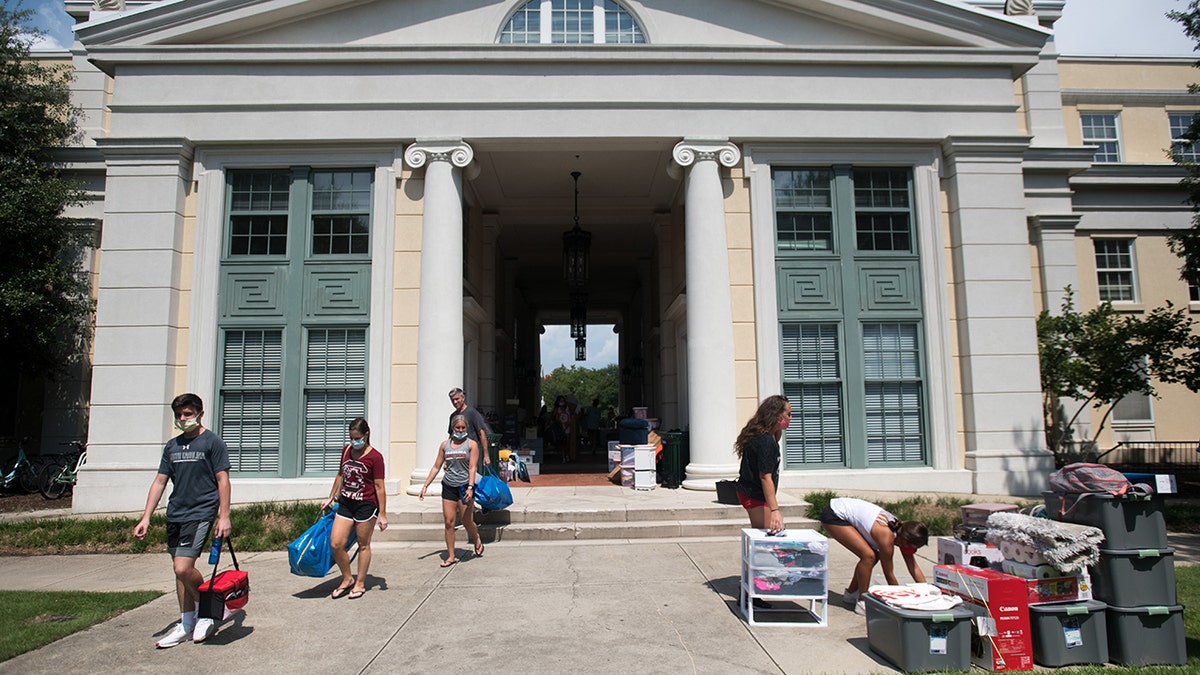 University Of South Carolina Students Begin To Move Back To Campus.