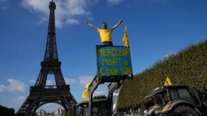 European Commission turns up pressure on France over Mercosur deal