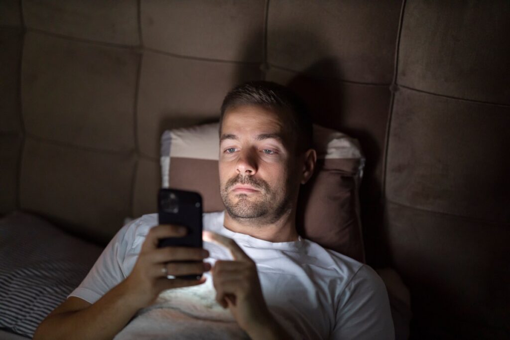 Men’s Lazy Habit Fueling Millennial ‘Dating Crisis’ Revealed