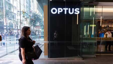 Optus internet outage affecting Triple Zero calls in Brisbane