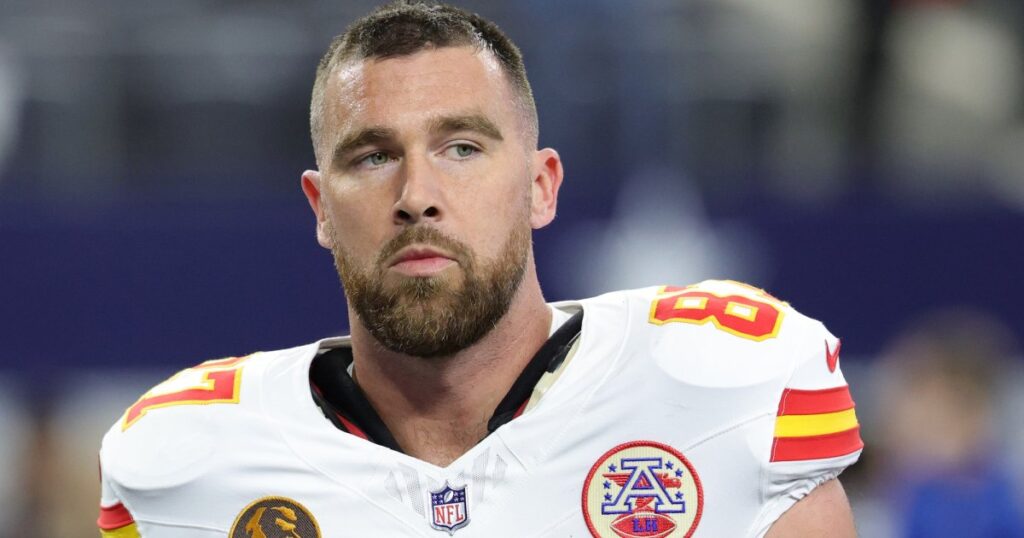 Travis Kelce’s Emotional Locker Room Behavior After Texans Loss Revealed as Chiefs’ Season Slips Away