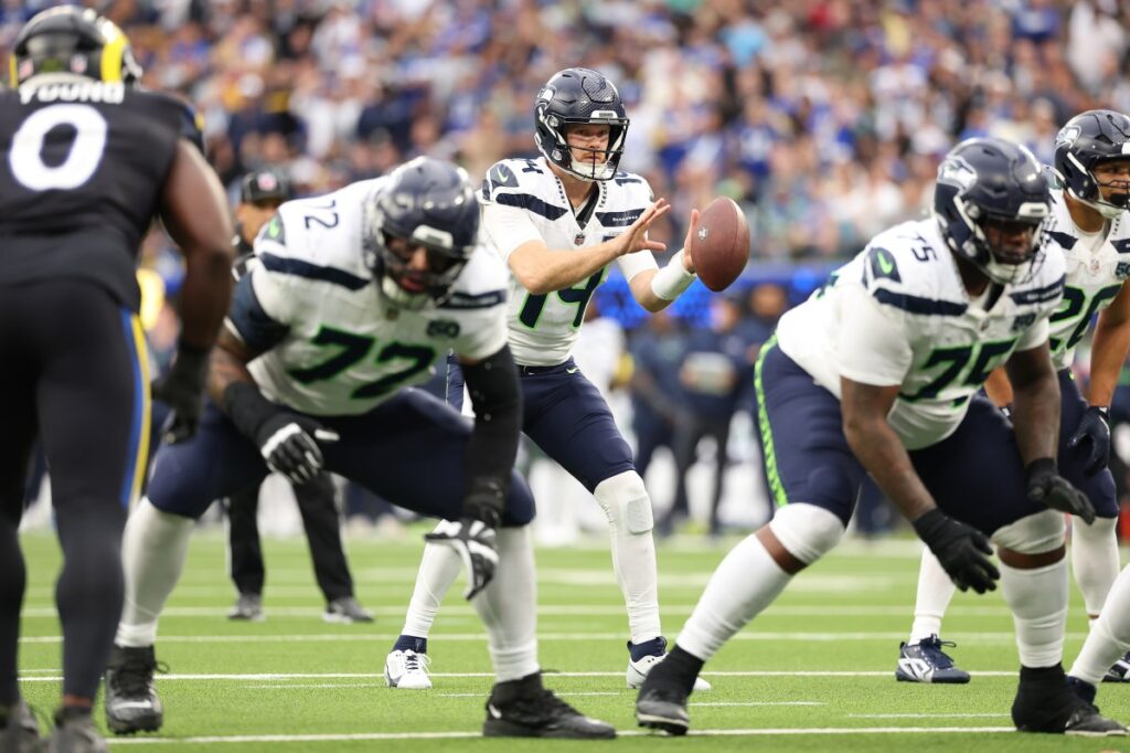 DraftKings Promo Code: Get $200 Bonus For Rams-Seahawks, NBA, NFL Week 16