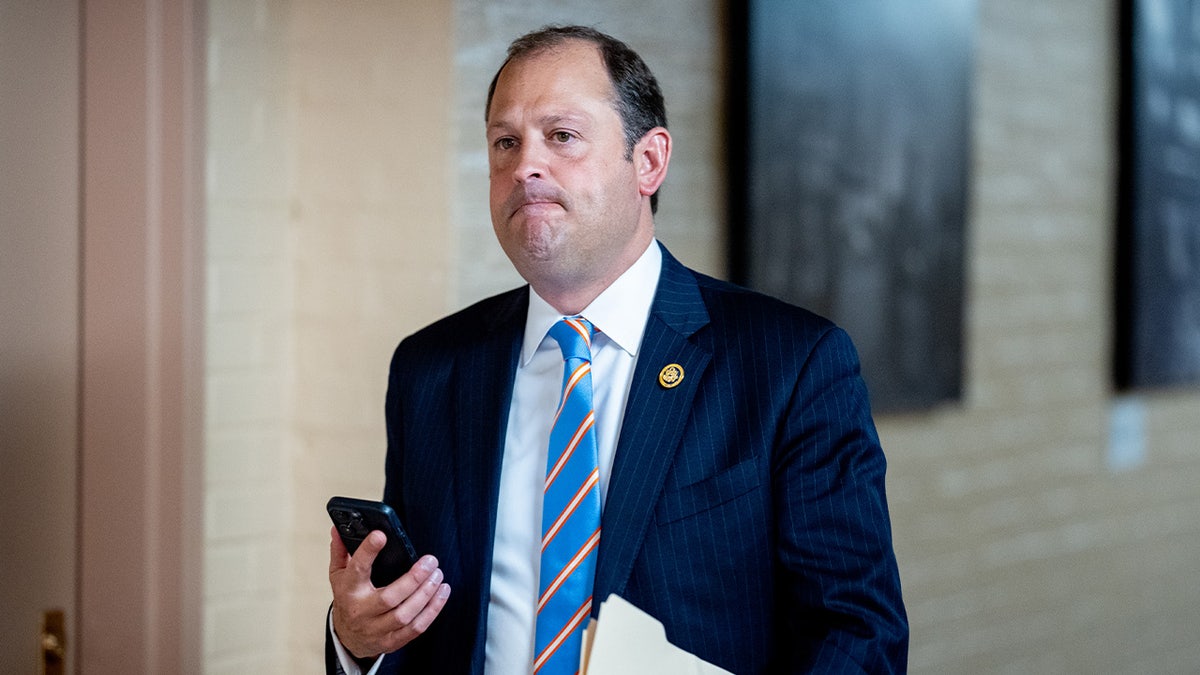 Rep. Andy Barr heading to meeting on the Hill 