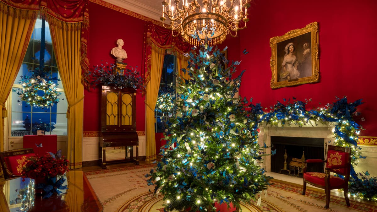 The tree in the Red Room celebrates "Fostering the Future," a "Be Best" initiative.Â