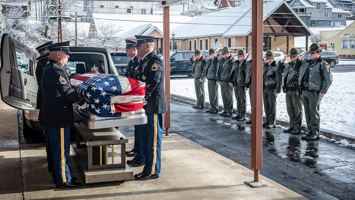 Dignified transfer of U.S. Army Spc. Sarah Beckstrom at West Virginia funeral home
