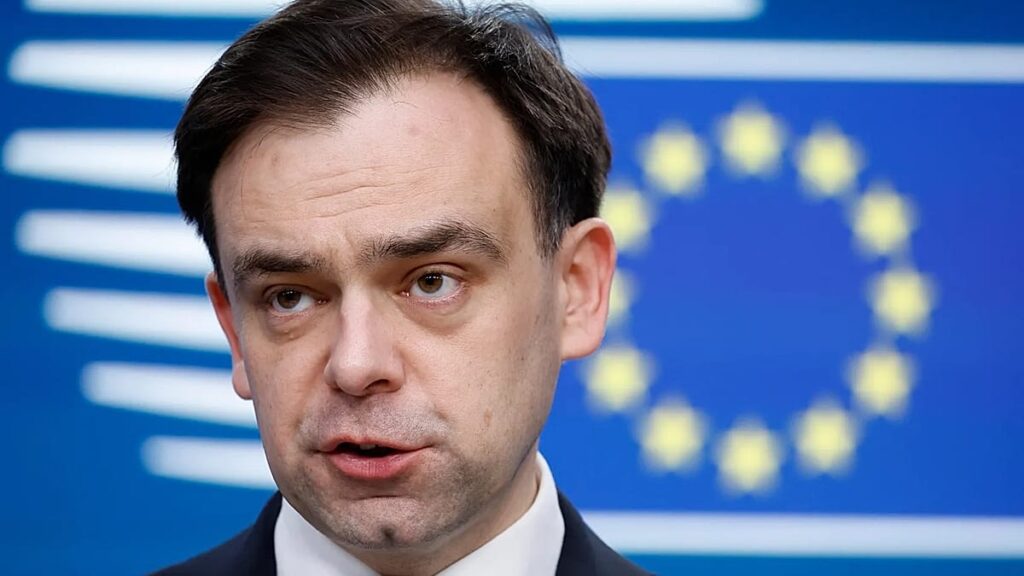 'It's better for Poland to stay with the złoty,' Polish FM says