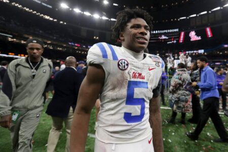 Ole Miss Receives Big News on Star RB Kewan Lacy Ahead of CFP Semifinal