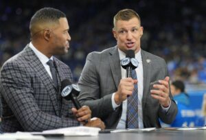 Rob Gronkowski Has Strong Reaction to Bill Belichick Snub