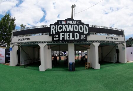 Negro Leagues Star Clinton ‘Tiny’ Forge Dies at 90