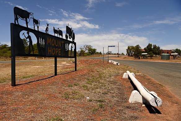 Possible sightings have prompted police to conduct wide-scale searches in extreme heat near Mount Hope.