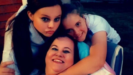 Smith Family launches fundraising appeal to provide laptops to Queensland students in need