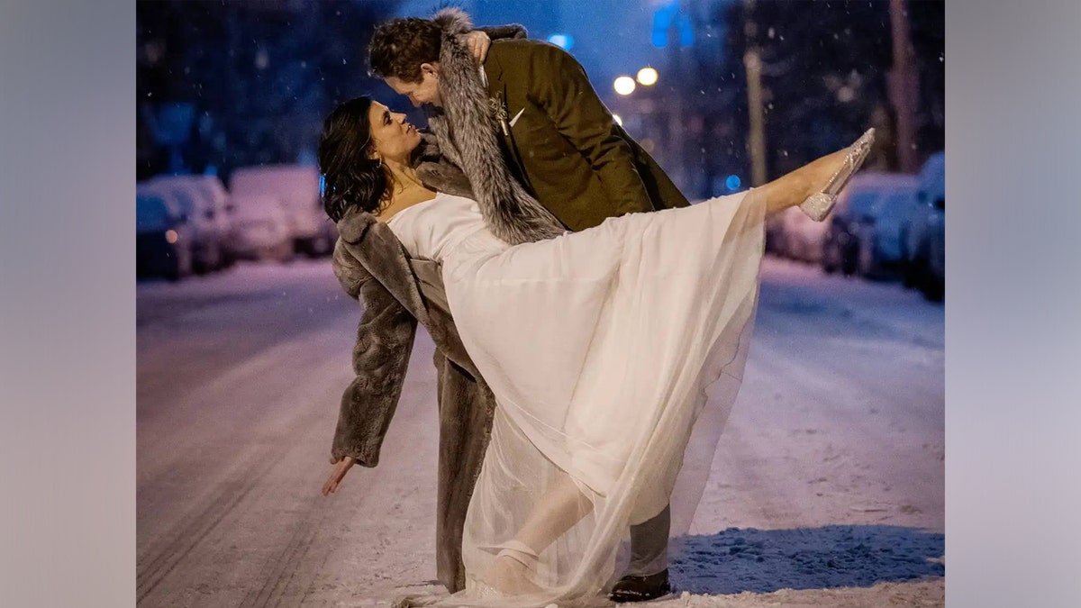 Spencer and Monique Tepe wedding pictures