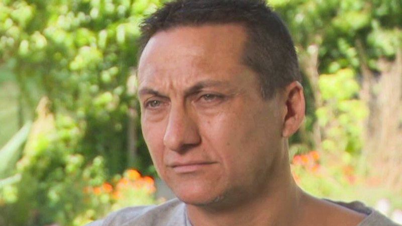 Police target area in hunt for accused gunman Dezi Freeman