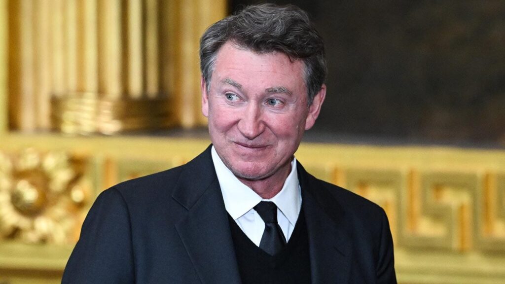 Ex-NHL star dismisses critics of Wayne Gretzky's relationship with Trump