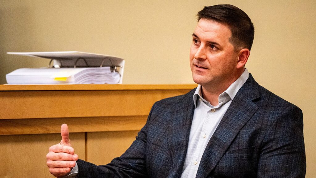 Reactions pour in after Ole Miss coach's head-turning testimony about new fathers during football season