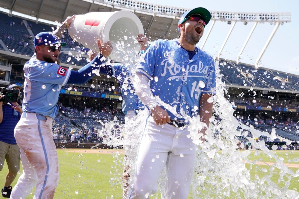 Phillies Dubbed ‘Best Fit’ For 12-Year Veteran Outfield Slugger