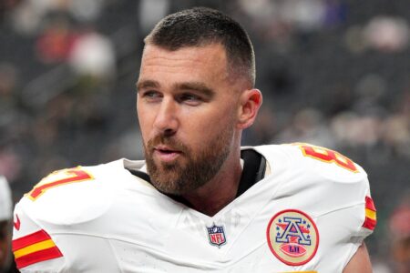Lucrative Career Move Could Be Waiting for Chiefs TE Travis Kelce if He Retires