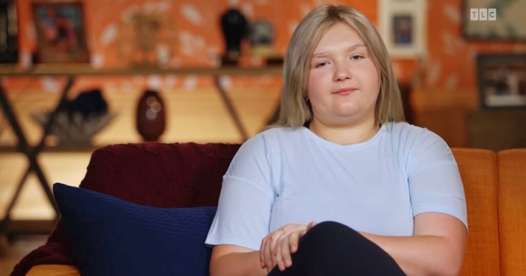 Pregnant ‘Unexpected’ Star Bella Vaughn, 15, Says Boyfriend Hunter, 13, Only Wants to ‘Have Sex’