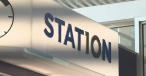 Quebec hair salon ordered to pay $500 to non-binary client